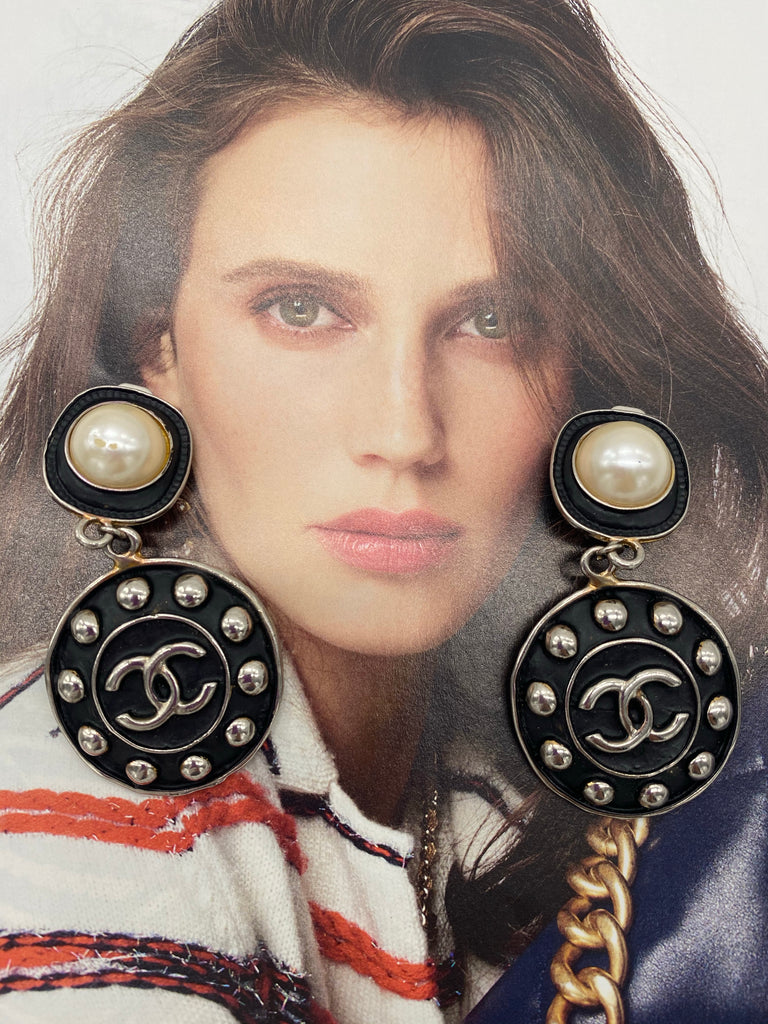 Chanel Vintage Pearl Earrings - Designer WishBags