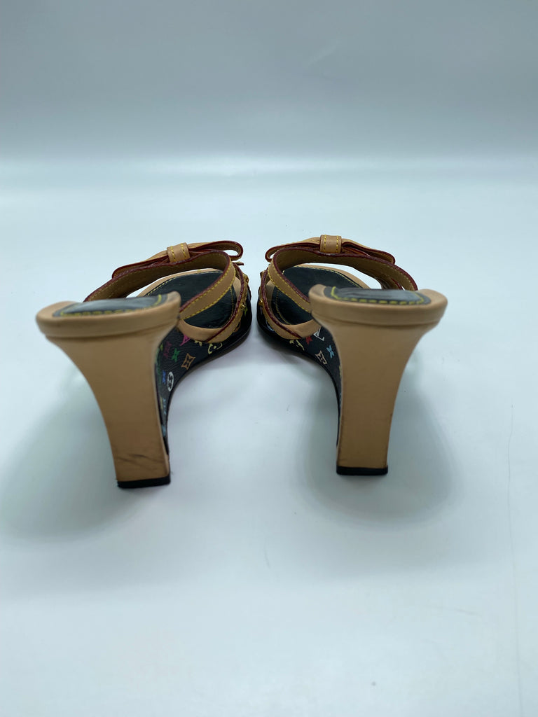 Reserved)Louis Vuitton Multicolor Monogram LV Murakami Wedges Preloved Sz  37.5, Women's Fashion, Footwear, Wedges on Carousell