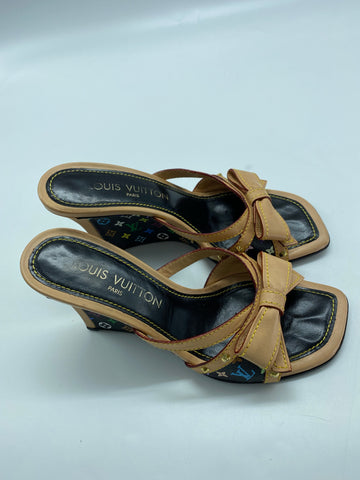 Louis Vuitton Murakami Multicolor Wedge Shoes  Louis vuitton murakami, Louis  vuitton shoes heels, Lace up wedge sandals